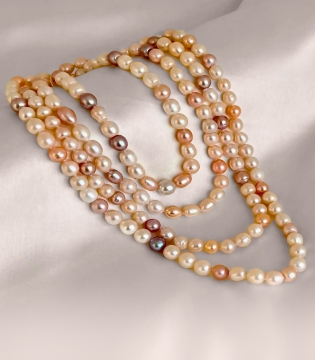 Keshi pearls
